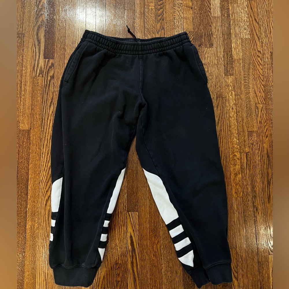 Men’s adidas sweatpants